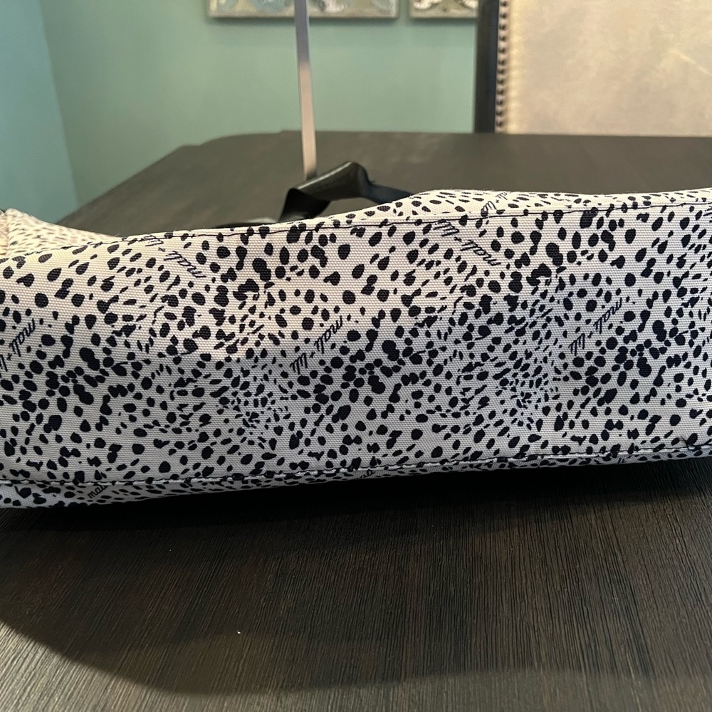 Mail and Lili Weekender Bag - Picture 5 of 5